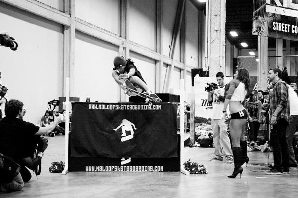 aldrin-garcia-world-record-ollie.jpg_600x399